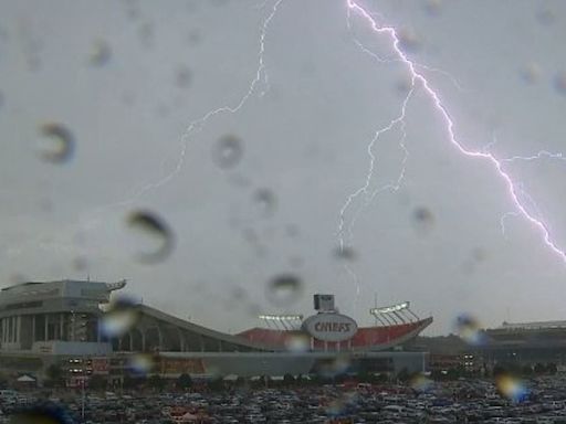 Chiefs vs Ravens DELAYED as lightning storm strikes before kickoff