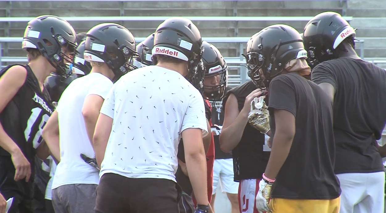 High school football previews: Lincoln Southeast, a team motivated for a big season