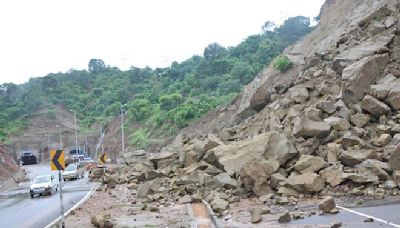 Advisory on landslide, shooting stones issued