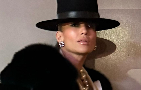 Jennifer Lopez Bad Year Just Got Much Worse: Tour Cancelled After Anemic Sales Following Album Flop - Showbiz411