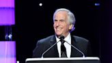 Henry Winkler Evacuates Dublin Hotel Due To Fire, Entertains Firefighters - WDEF