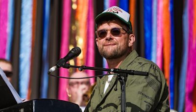 Damon Albarn urges fans to vote during surprise appearance at Glastonbury