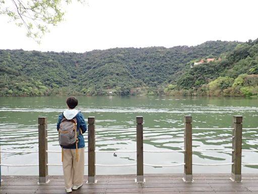 步行×搭船×騎車，多元環湖超愜意～宜蘭梅花湖風景區