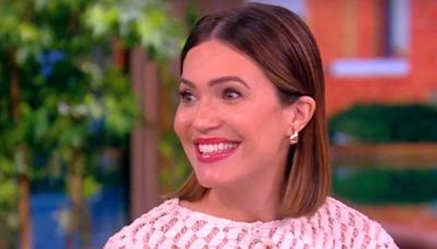 Video: Mandy Moore Reveals Her Broadway Dreams On THE VIEW