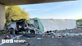 M40: Motorway shut after lorry overturns near Bicester