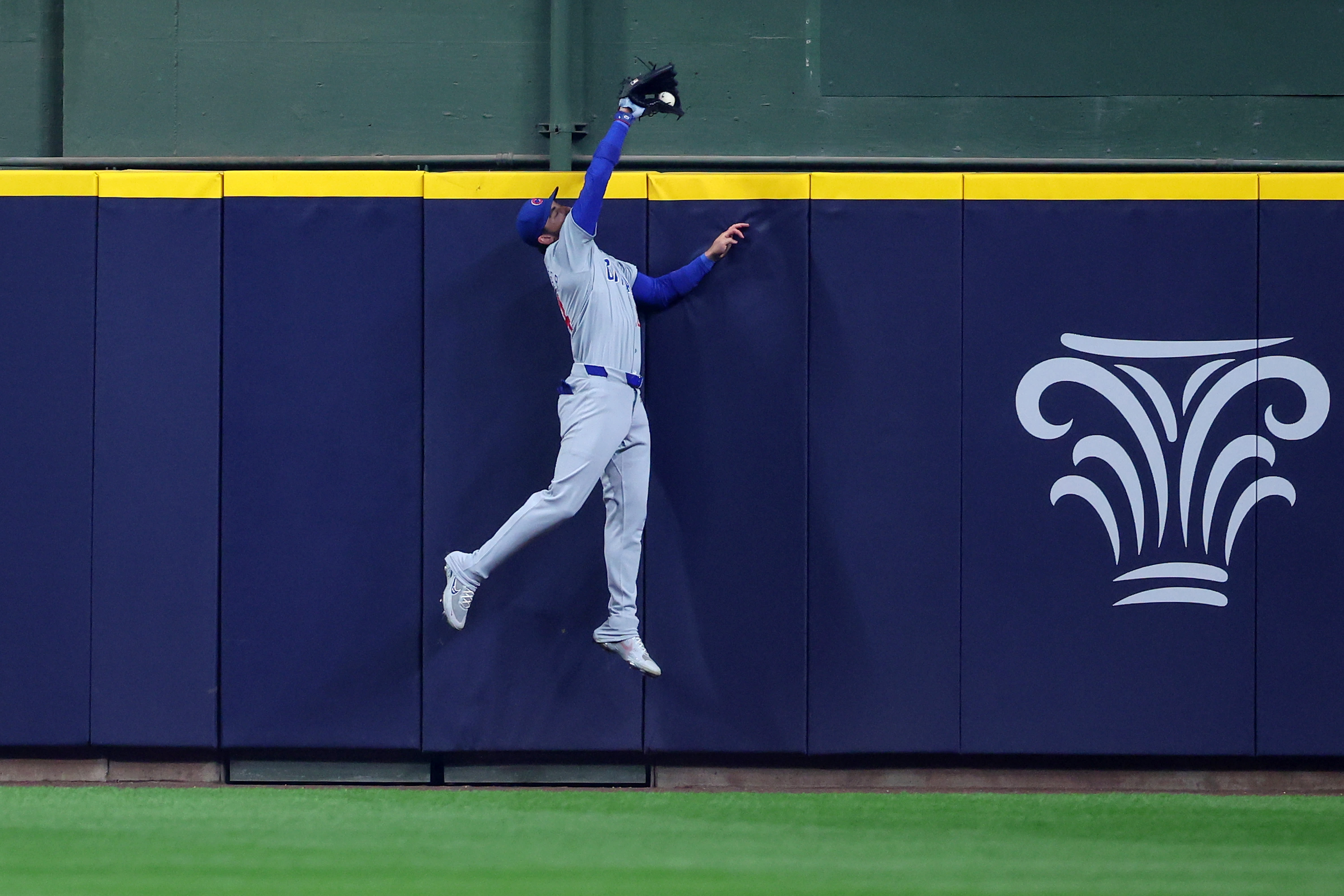 Cody Bellinger saves Ben Brown's no-hit bid with incredible home run-robbing grab