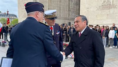 Gustavo Adrianzén llega a Francia para participar en la Reunión del Consejo a Nivel Ministerial de la OCDE