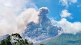 Vulcão Merapi, na Indonésia, entra em erupção