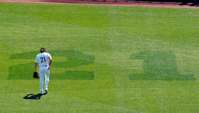 Rookie Brooks Lee's 5 RBIs help Twins rally past Reds 9-2