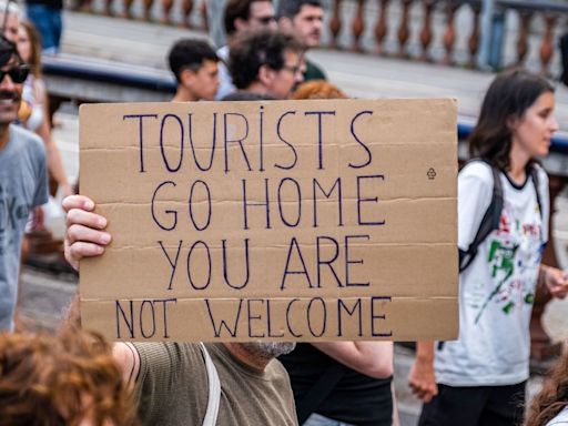 Locals in Spain, Tired of Booming Tourism, Say ‘Stay Away’