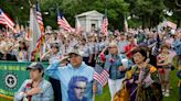 Photos: Chicagoland celebrates Memorial Day weekend