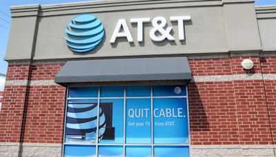 ‘It is alarming:’ AT&T suffers second prolonged outage this year | CNN Business