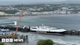 Strong winds lead to some Manx flight and ferry disruption