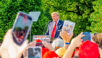 Trump rallies in the South Bronx as he seeks to win over Black and Hispanic voters