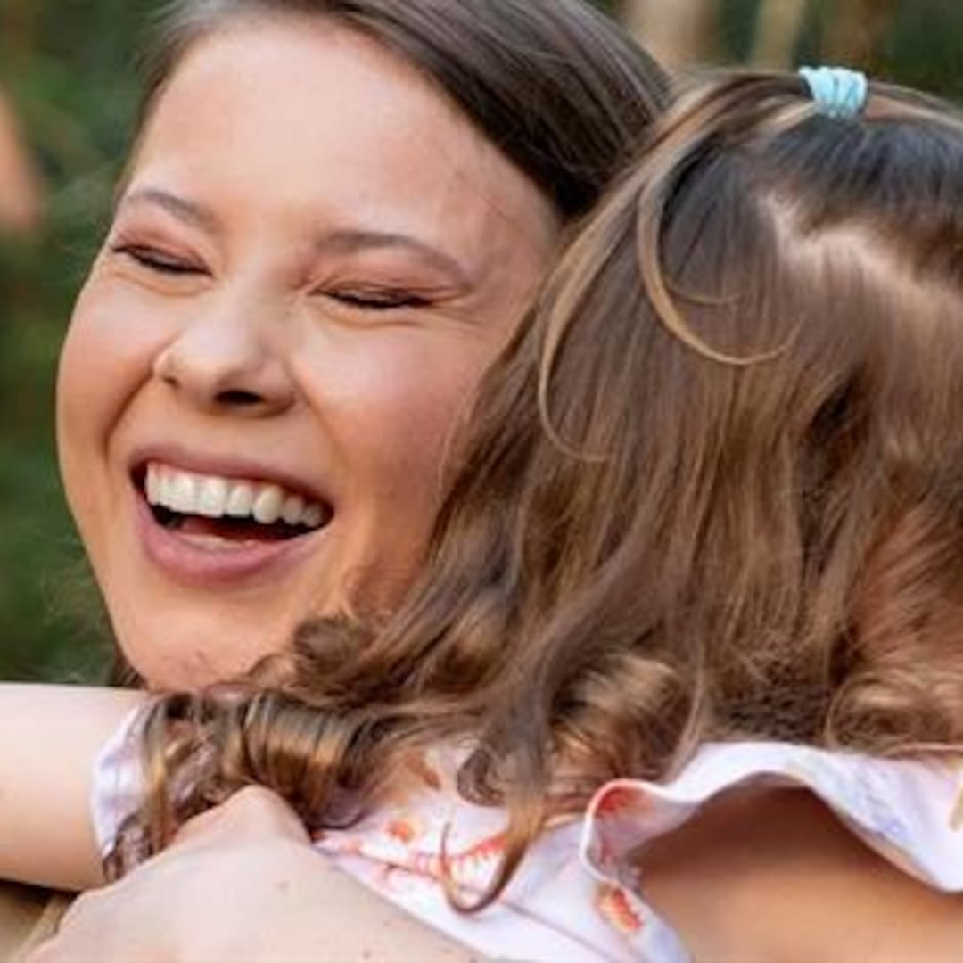 Check Out the Cutest New Photo of Bindi Irwin's Daughter - E! Online