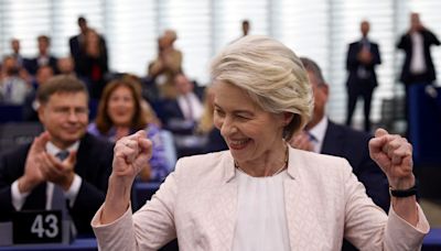 Europaparlament stimmt zweiter Amtszeit für von der Leyen zu