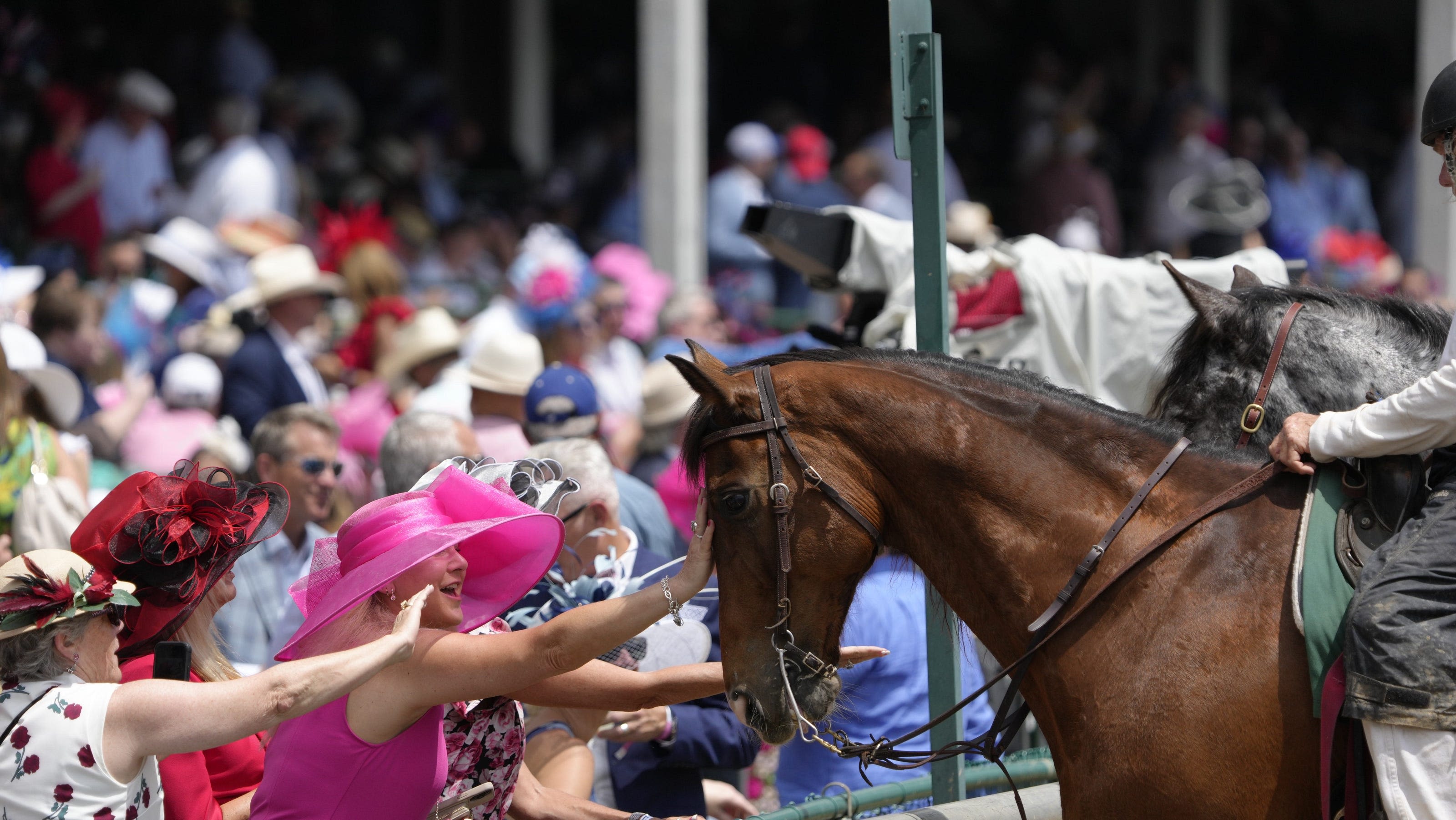 Kentucky Derby 2024 highlights: Mystik Dan edges Sierra Leone to win Triple Crown's first leg