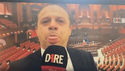 Matteo Renzi minaccia querele per le illazioni sull’accordo Italia Viva-Cuffaro. Cateno De Luca risponde spernacchiandolo. Video