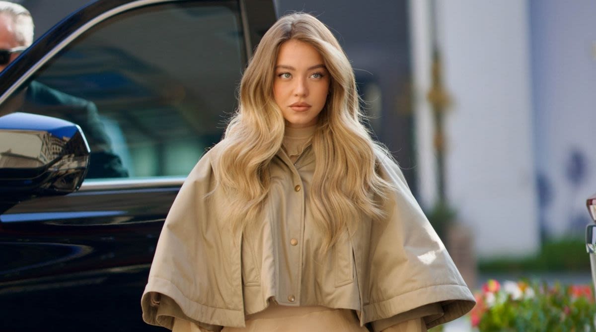 Sydney Sweeney Is a Parisian Dream in Right-Off-the-Runway Boho Look