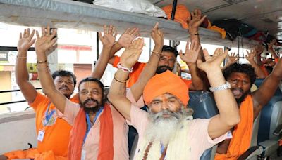 Amarnath Yatra 2024: First batch of pilgrims reach Kashmir amid heavy security