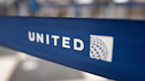 Man must pay United $20,000 after flight diverts due to argument with girlfriend, threats