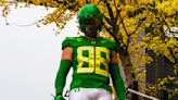 LOOK: Ducks unveil special green and white “4Spence” jersey combo for rivalry game vs. Oregon State