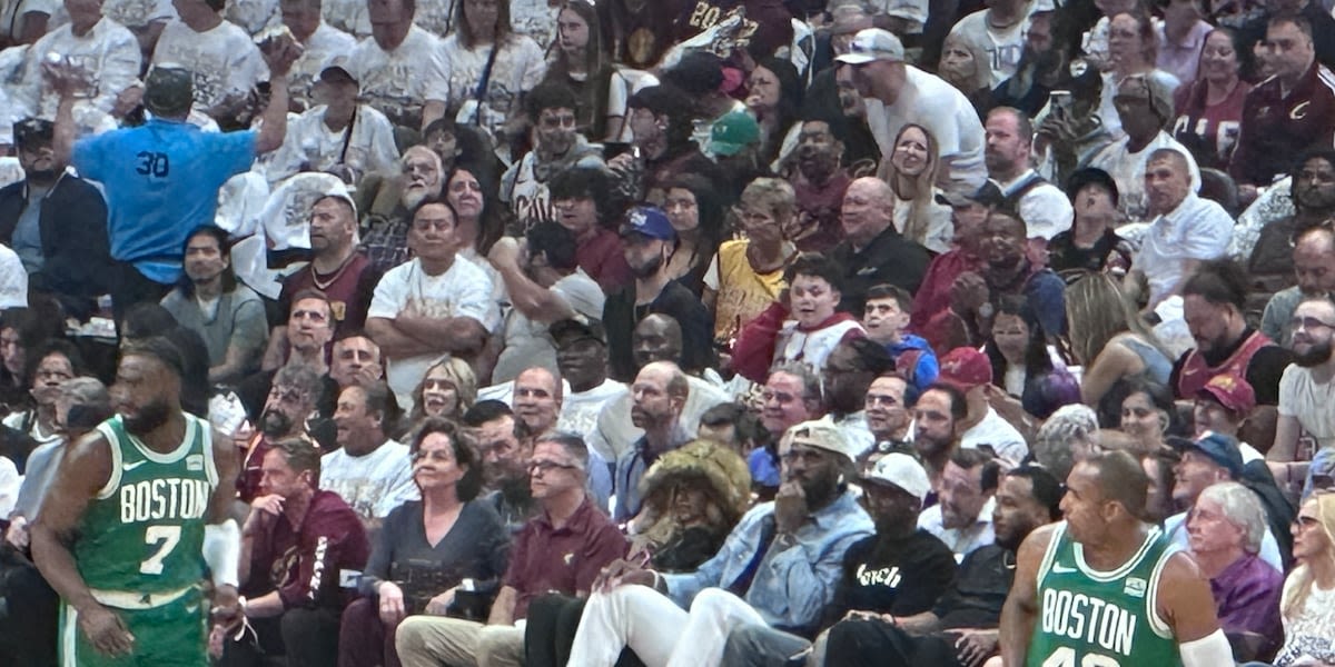 Lebron James, Khloe Kardashian at Cavs’ Game 4 in Cleveland