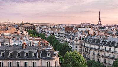 This Summer in Paris: More ‘Open’ Signs, Thanks to the Olympics