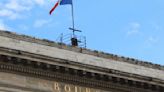 Bourse : le CAC 40 hésitant, «les choses sérieuses commencent ce mardi»