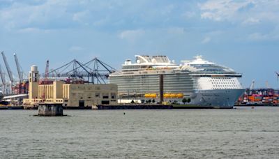 Royal Caribbean Ship Must Depart Early Due to Container Vessel