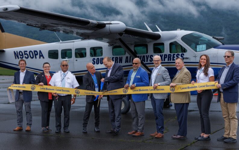 Plane for new airline’s first passenger flight to Williamsport Regional Airport lands