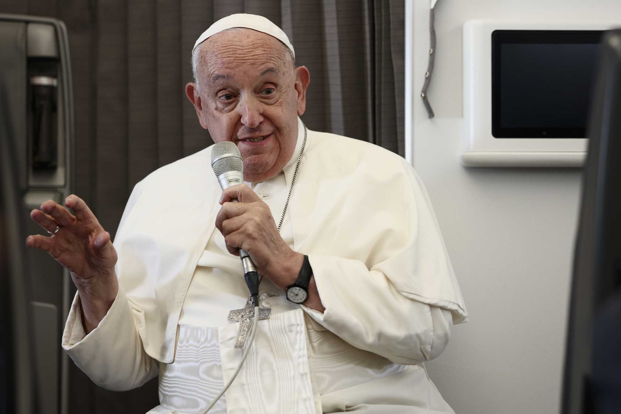 Pope slams both Harris and Trump as 'against life' and urges Catholics to vote for 'lesser evil'