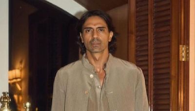 Arjun Rampal faces travel hiccup at Mumbai airport due to Microsoft global outage; Watch