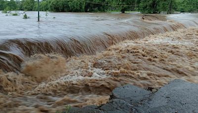 Officials discharge over two lakh cusecs from Polavaram as flood level rises