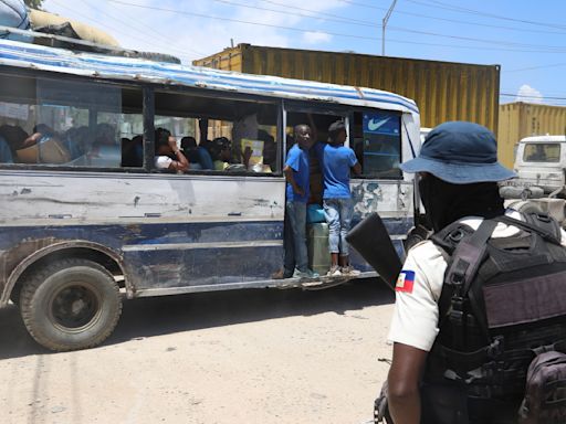 Equipo de avanzada de policía keniana se retira de Haití por retraso en misión internacional