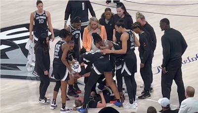 Aces support Kate Martin after injury against Chicago Sky