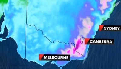 Another polar blast strikes Australia bringing snow to two states
