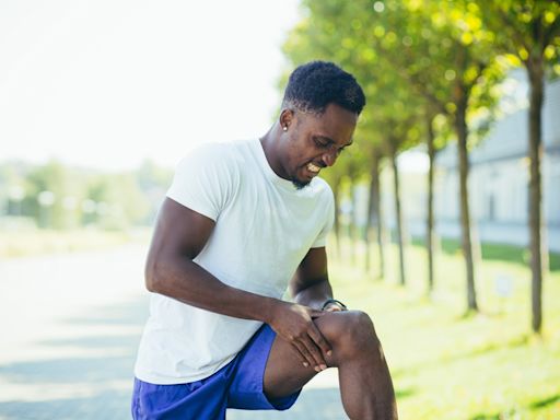 6 signs you need knee surgery