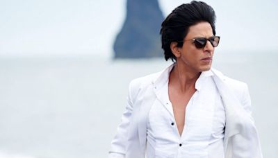 Shah Rukh Khan to fly to the U.S. for eye surgery after things don't go as planned in Mumbai: Report