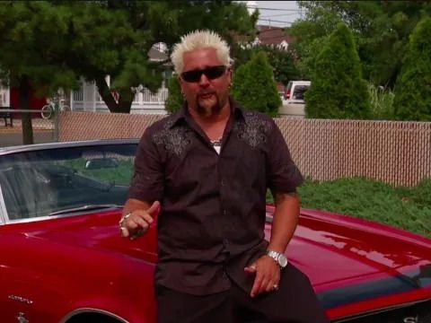 Can You Watch Diners, Drive-Ins and Dives Online Free?