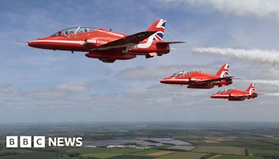 Red Arrows flypast for Chesterfield primary school summer fair