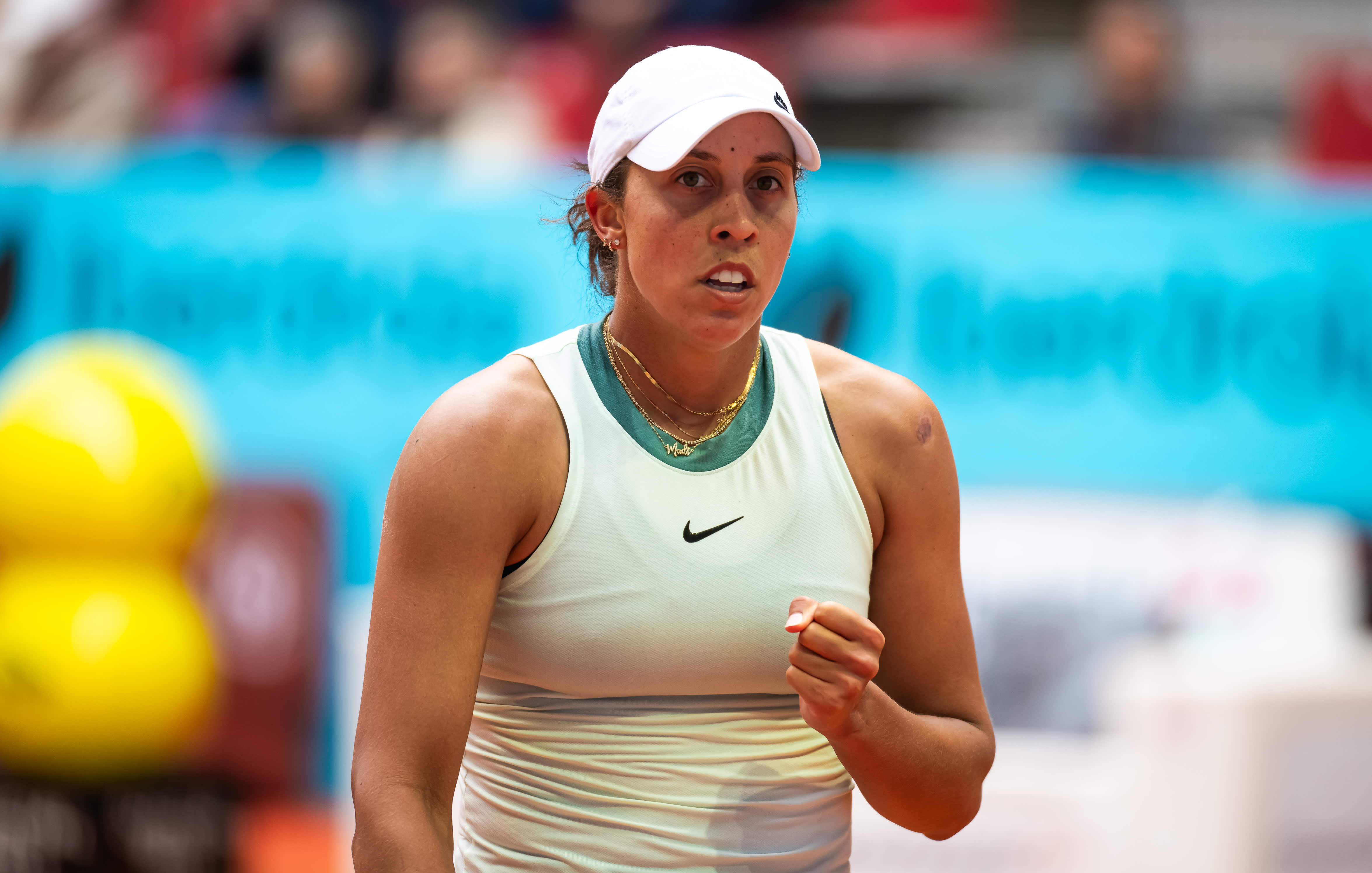 Madison Keys gets bageled, then relaxes to conquer Ons Jabeur in Madrid quarters | Tennis.com