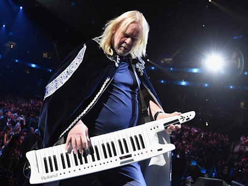 Rick Wakeman Adds More Dates to Final One-Man U.S. Tour