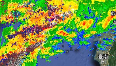 今跌10度！雨彈夜襲進入搖滾區 「全台變色」降雨熱點曝