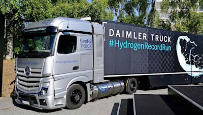 Daimler Truck Earnings, Revenue Beat Forecasts Despite Sales Drop