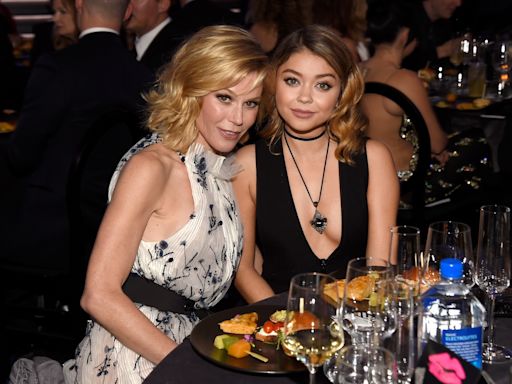 Julie Bowen Helped ‘Modern Family’ Costar Sarah Hyland Get Out of an Abusive Relationship