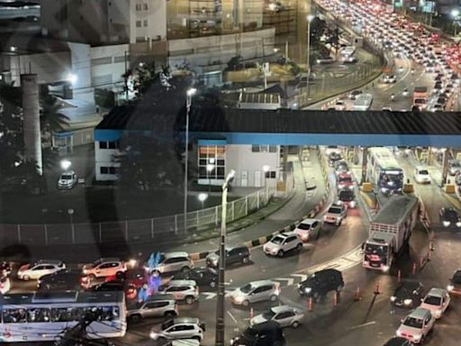 Acidentes e interdições deixam trânsito engarrafado em Vitória e Vila Velha