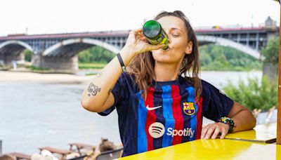 La apasionada hincha que viaja desde Polonia por toda Europa apoyando al Barcelona Femení en la Liga de Campeones Femenina de la UEFA | Goal.com Argentina