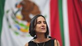 ¿Cuáles son las funciones de Elena González, funcionaria en CDMX?