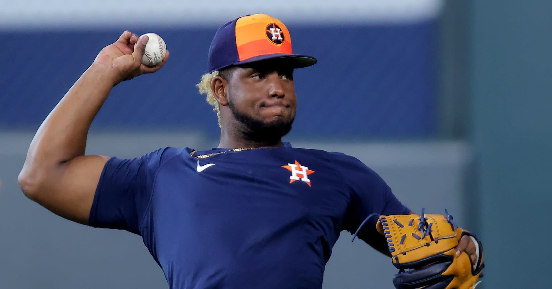 Framber Valdez, Astros overwhelm Twins